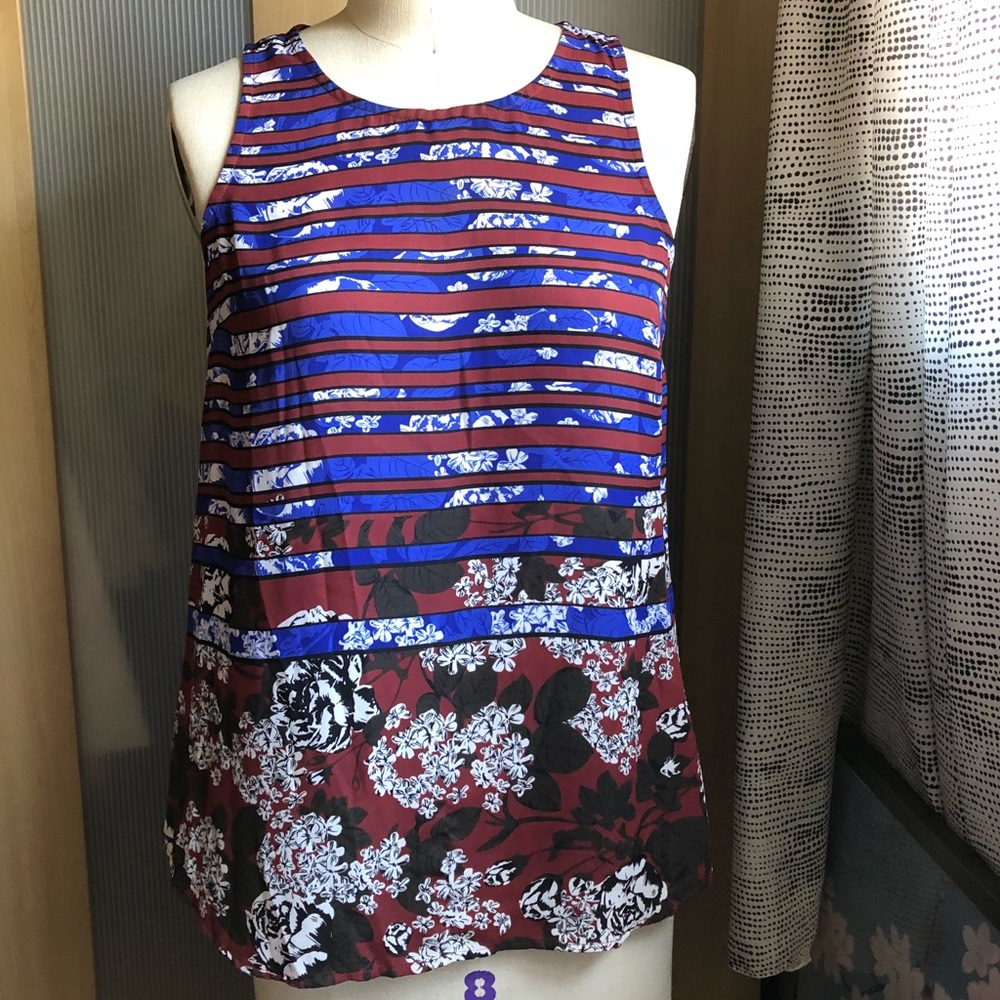 Daniel Rainn Split Back Sleeveless Top